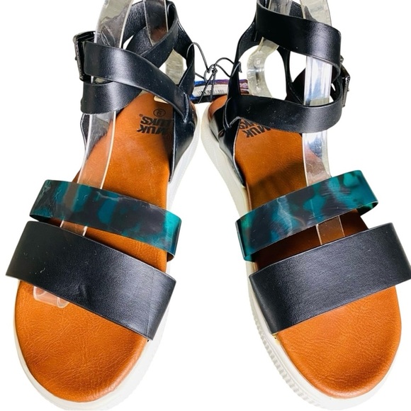 🆕 Muk Luks Gladiator Sandals - Picture 2 of 7